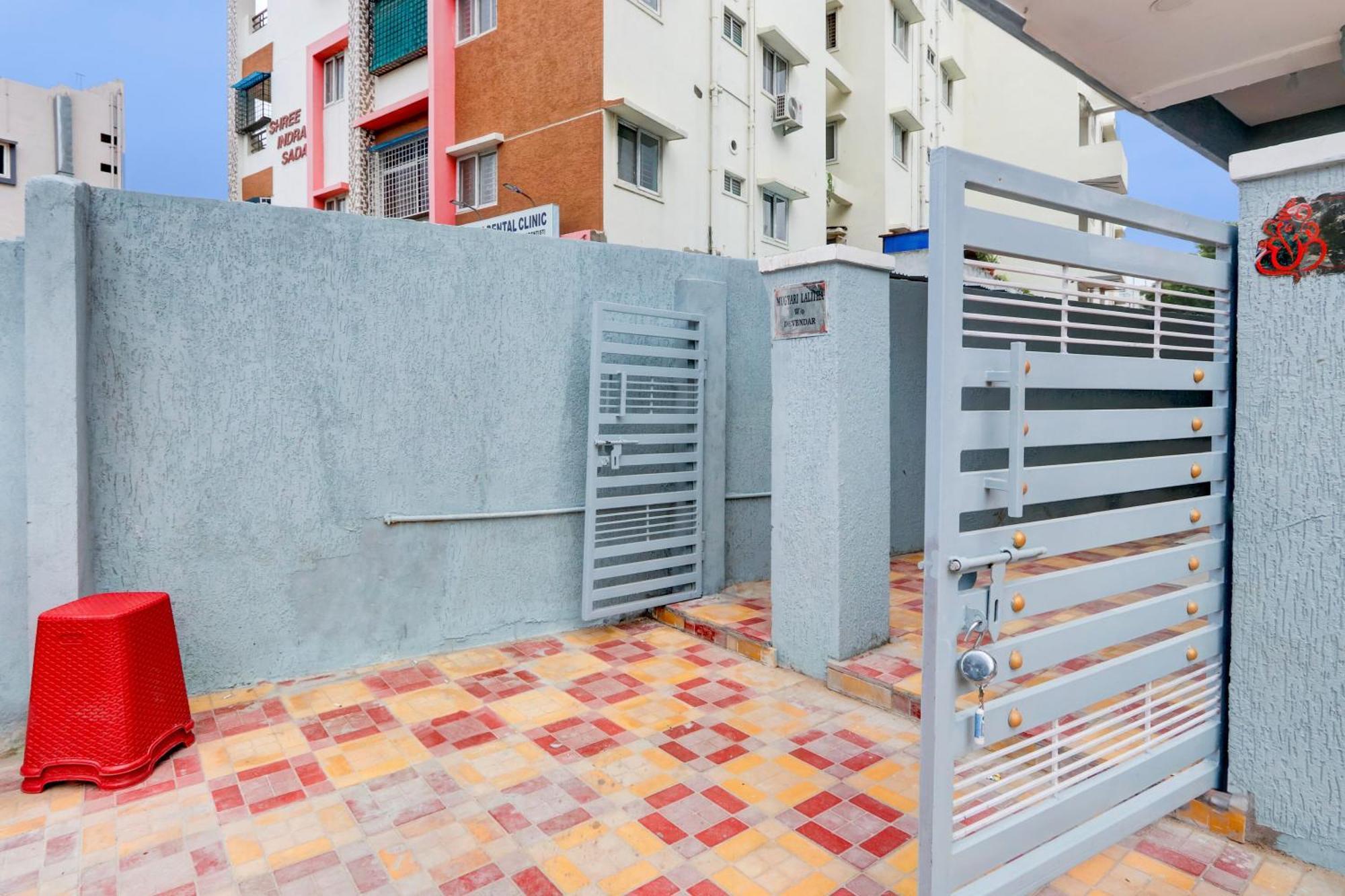 Hotel O Living Tree In Hyderabad Exterior photo